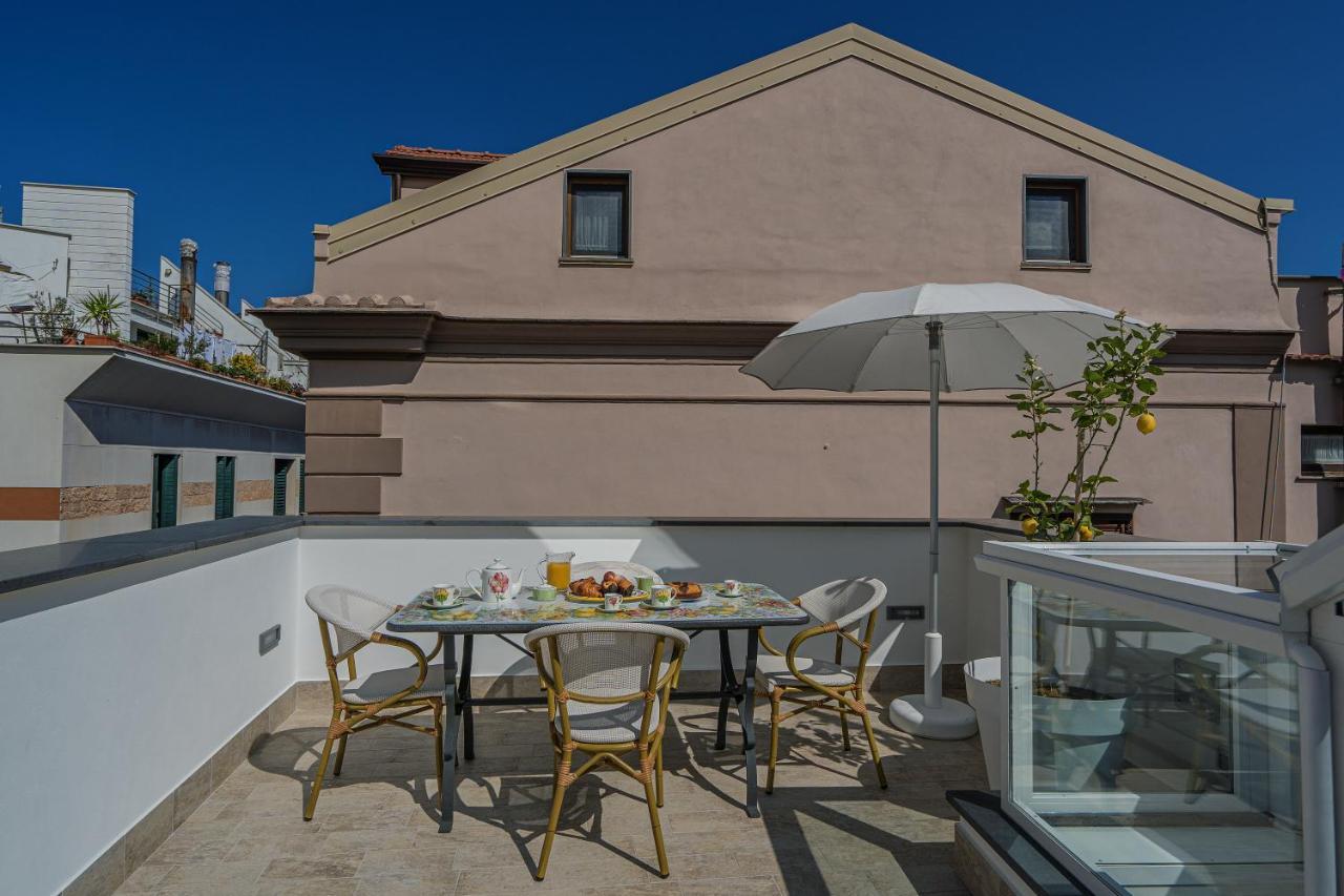 Appartamento Il Palazzetto Vico Equense Esterno foto